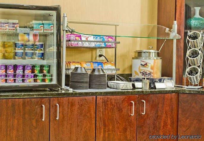 夏洛特机场万豪春季山丘套房酒店 外观 照片